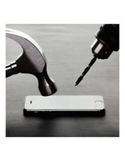 IPhone 6 : Film De Protection Ultra Résistant En Verre Trempé 7 IPhone 6 : Film De Protection Ultra Résistant En Verre Trempé -Atelier Mobile film de protection ultra resistant en verre trempe pour iphone 6 2