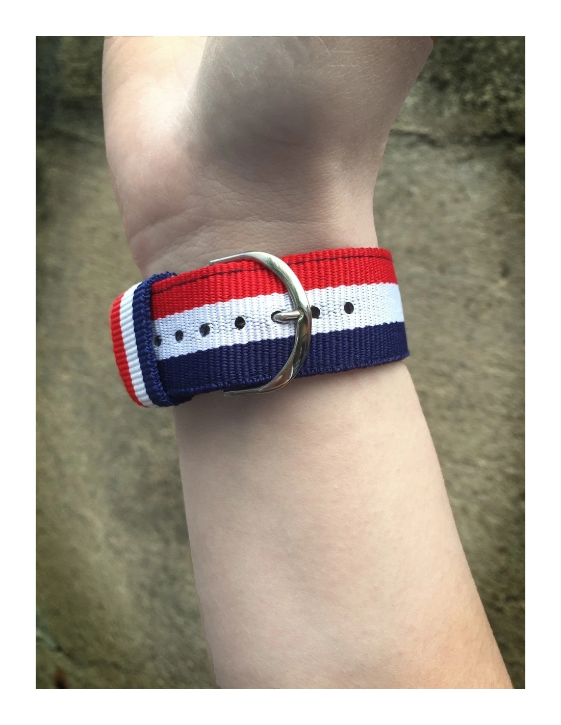 Bracelet PATRIOTE En Nylon Nato Pour Apple Watch 2 Bracelet PATRIOTE En Nylon Nato Pour Apple Watch – Image 2